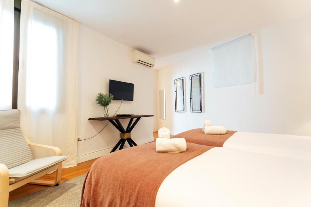Minty Stay 3Bd Apartment - Triana Sevilla Exterior foto